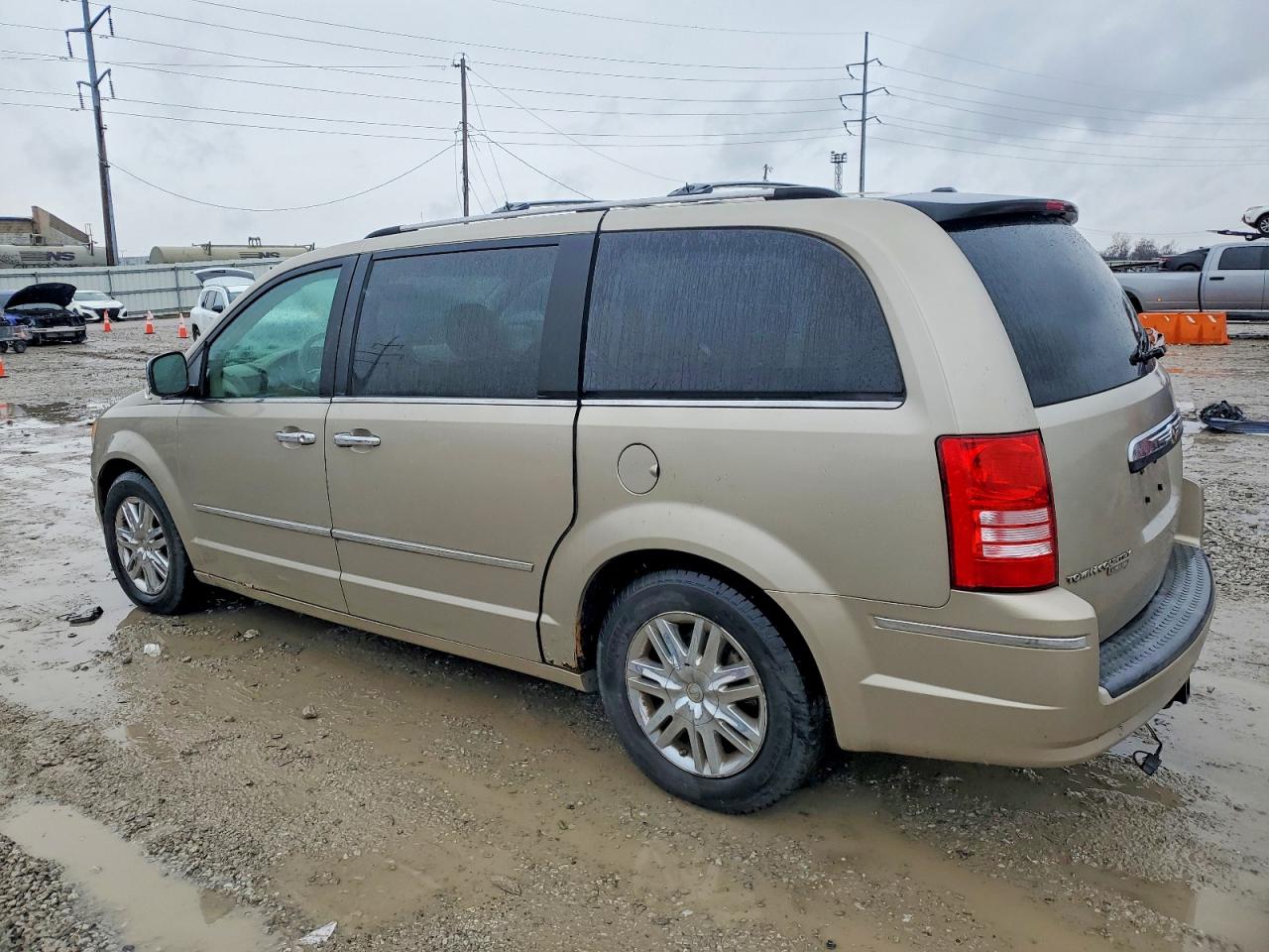 2008 CHRYSLER TOWN & COUNTRY LIMITED photo 2