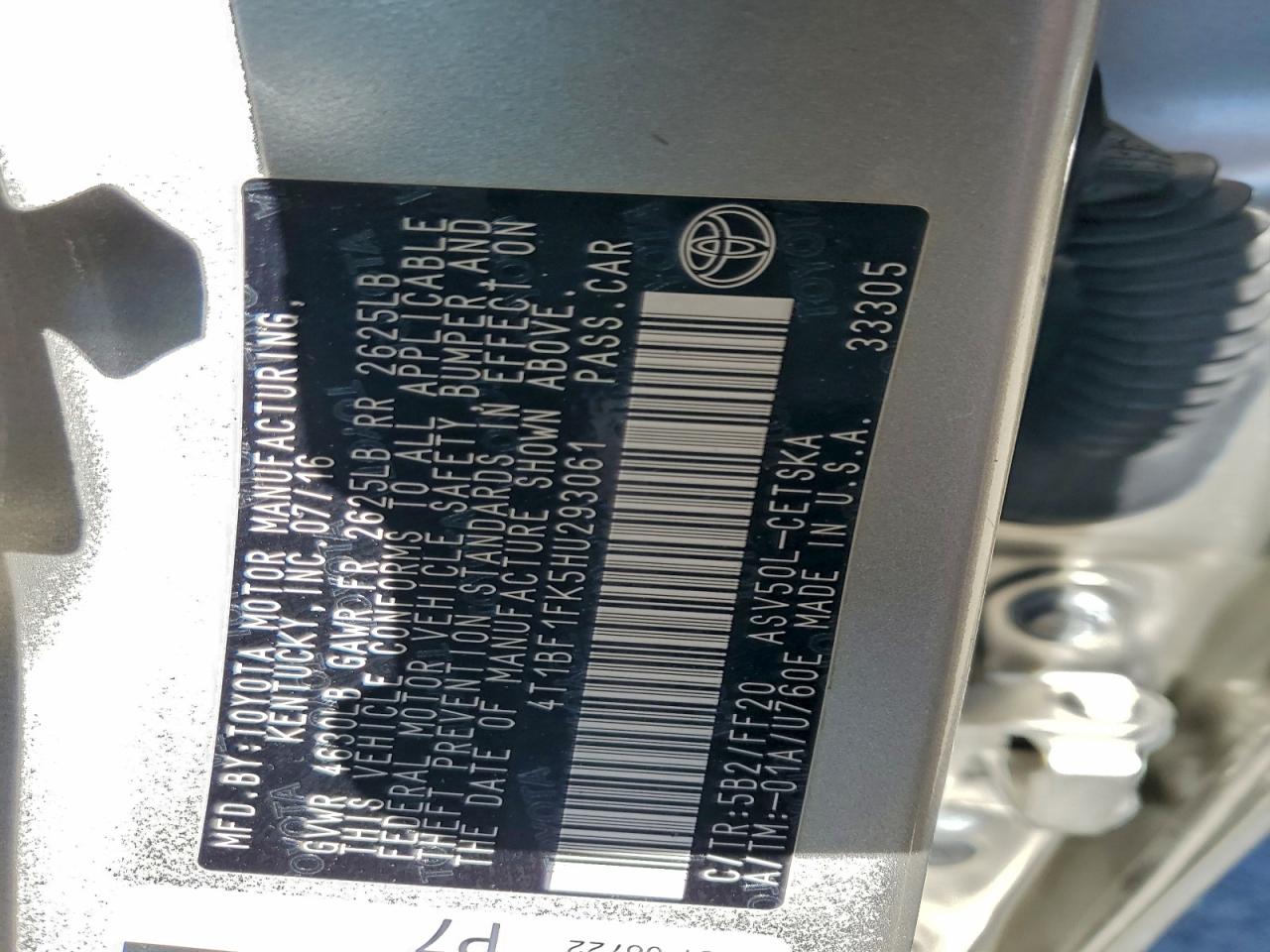2017 TOYOTA CAMRY LE photo 13
