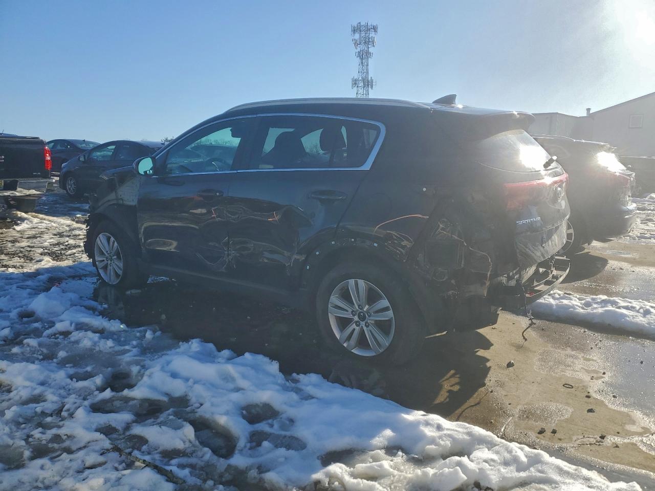 2019 KIA SPORTAGE LX photo 3