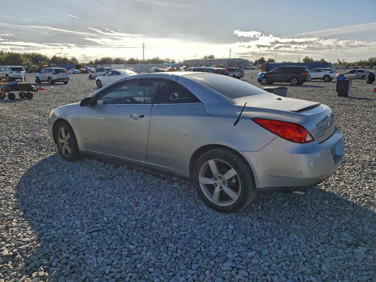2007 PONTIAC G6 GT photo 3