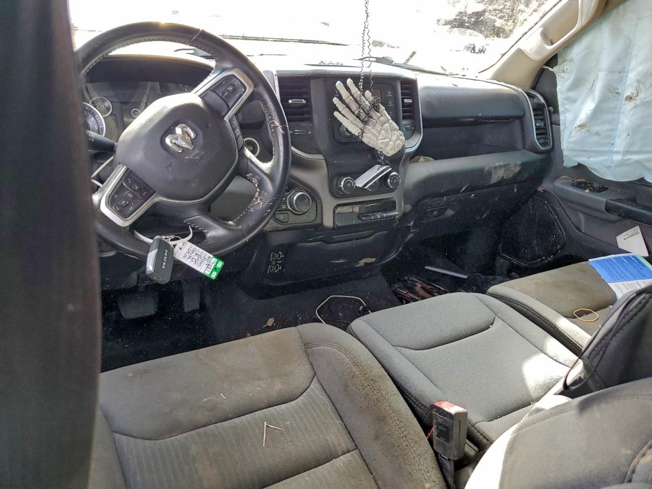 2019 RAM 1500 BIG HORN/LONE STAR photo 15