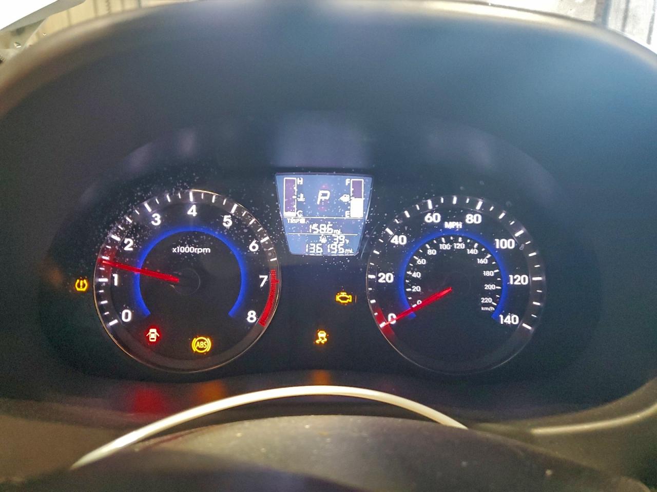 2015 HYUNDAI ACCENT GLS photo 9