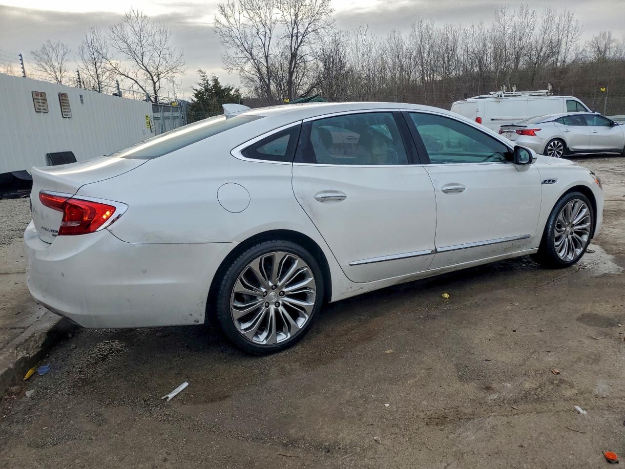2017 BUICK LACROSSE PREMIUM photo 3