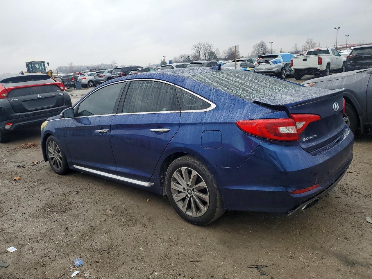 2015 HYUNDAI SONATA SPORT photo 2