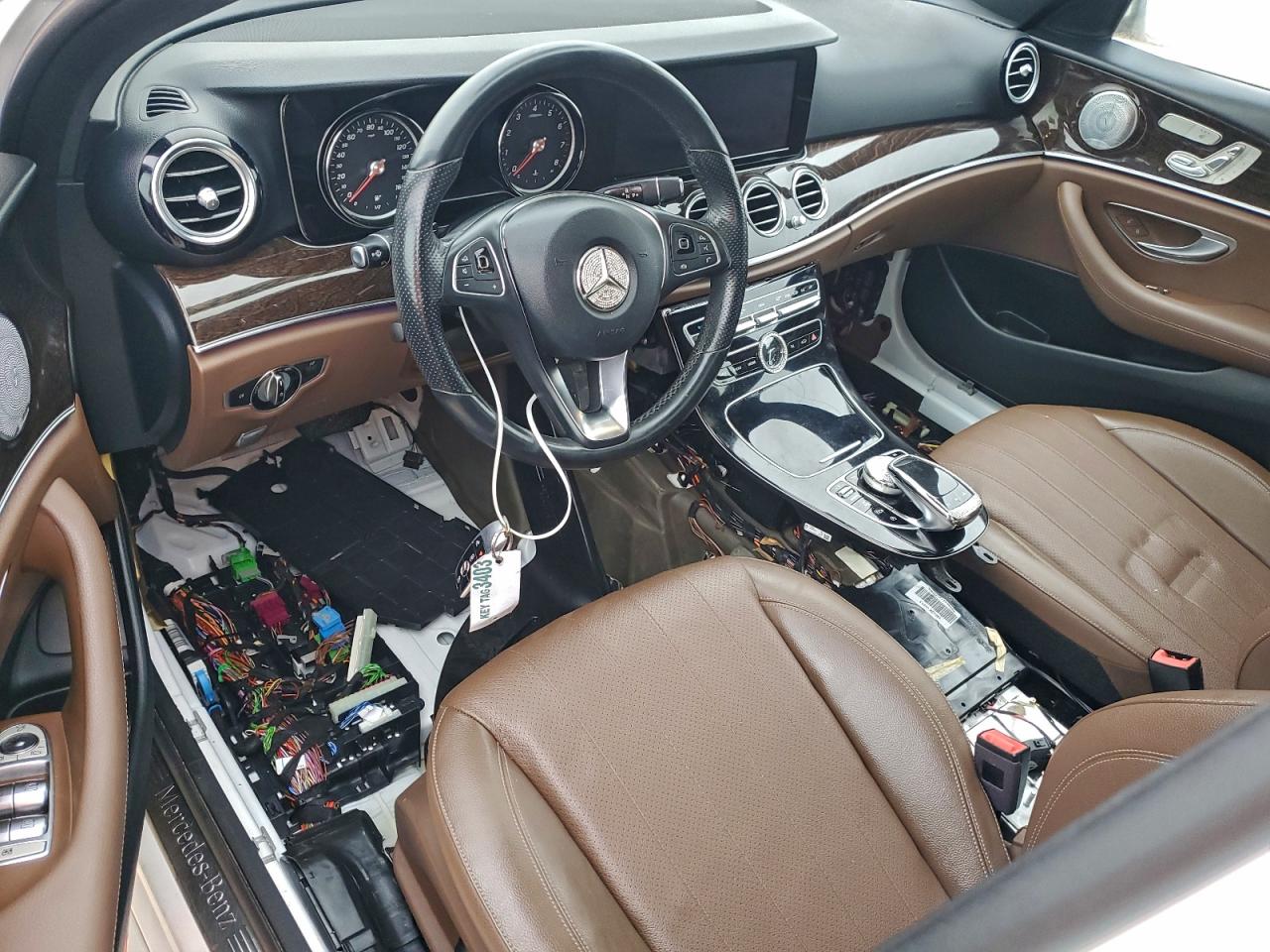 2018 MERCEDES-BENZ E 300 photo 15