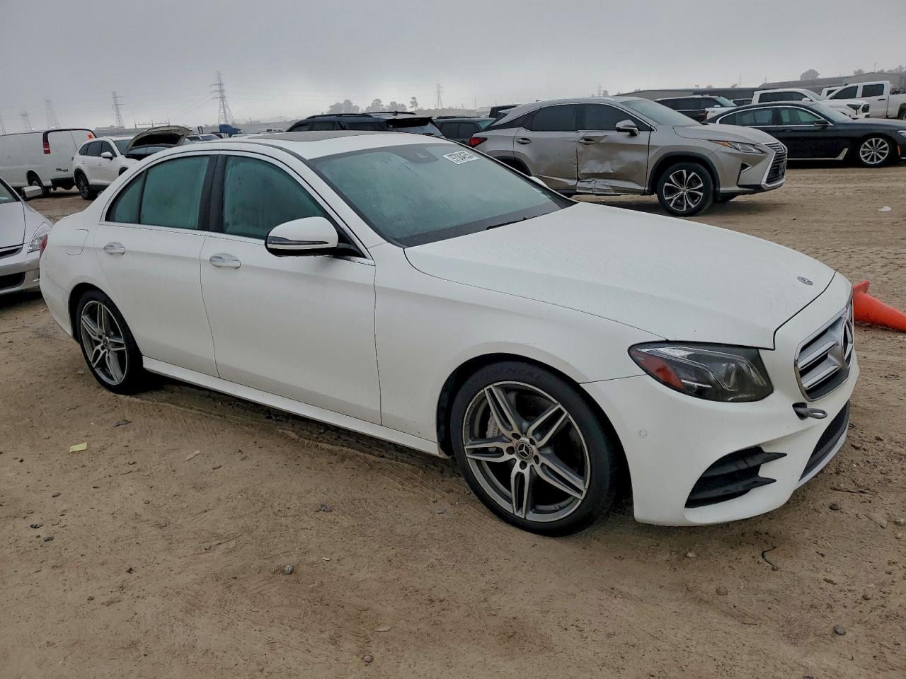 2018 MERCEDES-BENZ E 300 photo 7