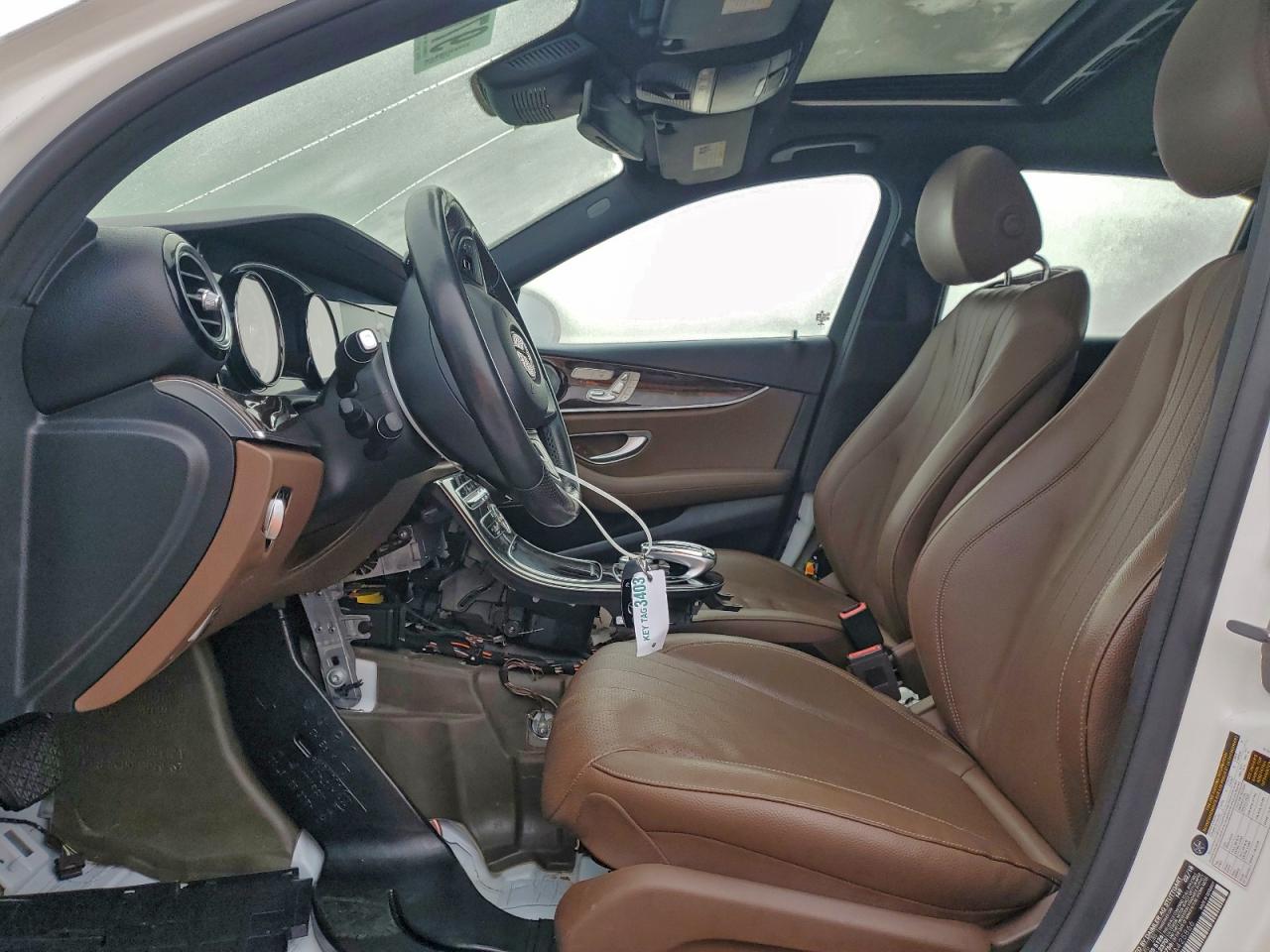 2018 MERCEDES-BENZ E 300 photo 13