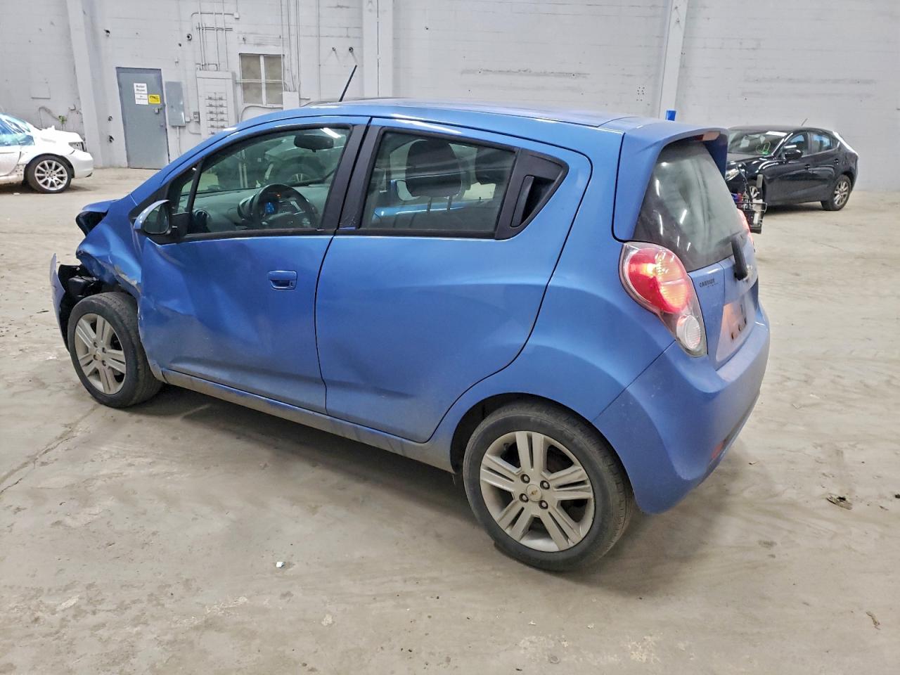2015 CHEVROLET SPARK 1LT photo 4