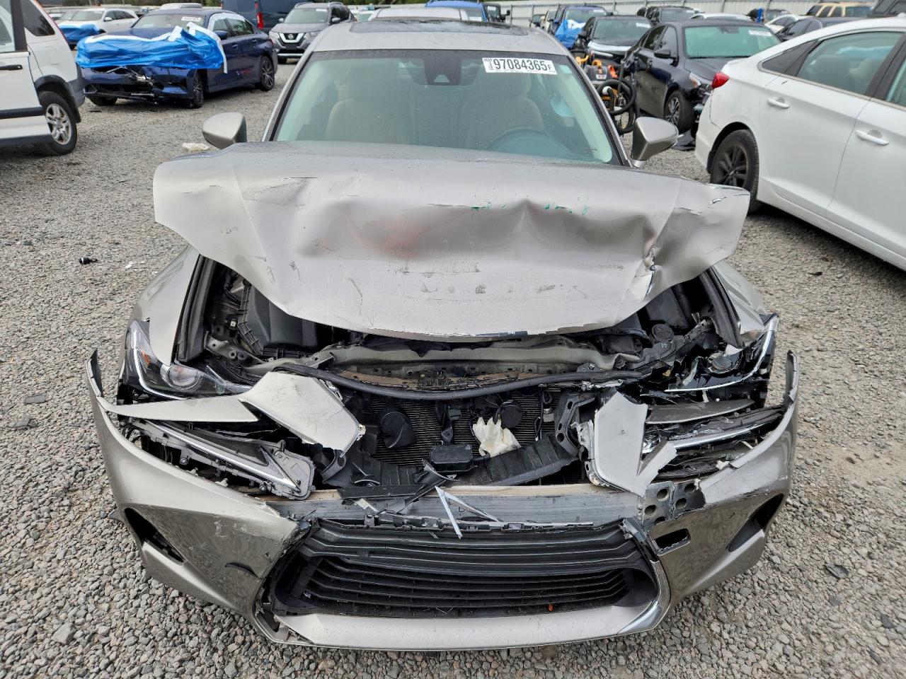2018 LEXUS IS 300 photo 13