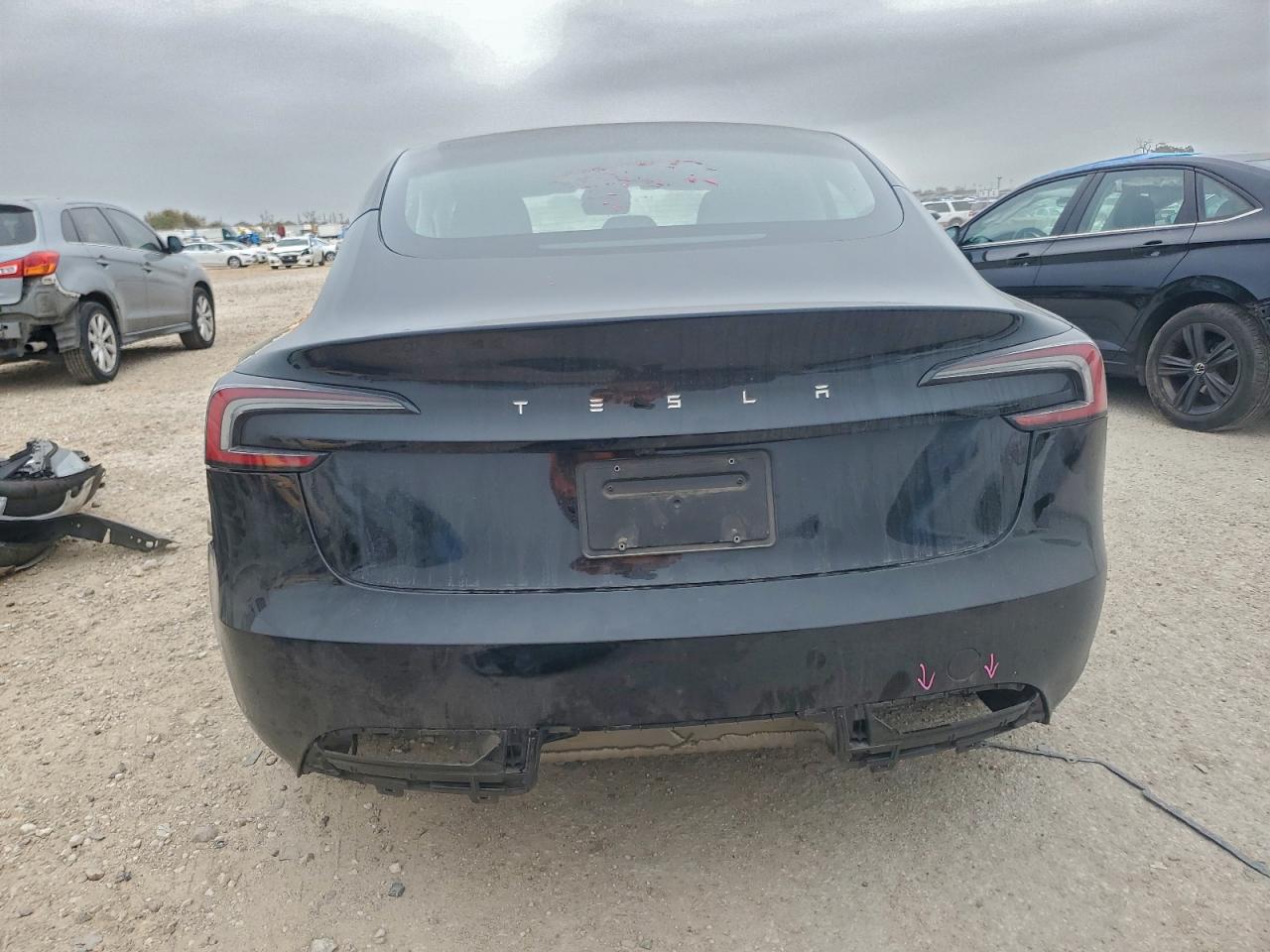 2024 TESLA MODEL 3 photo 11