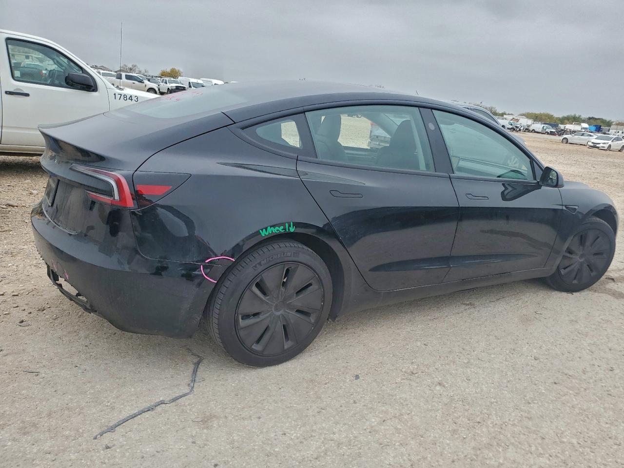 2024 TESLA MODEL 3 photo 5