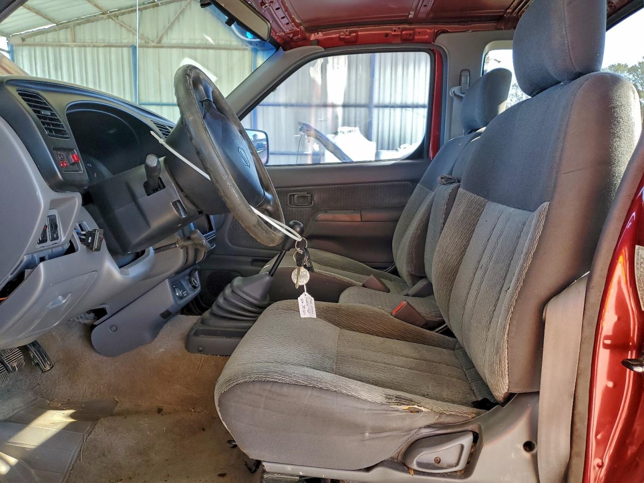 2000 NISSAN FRONTIER KING CAB XE photo 19