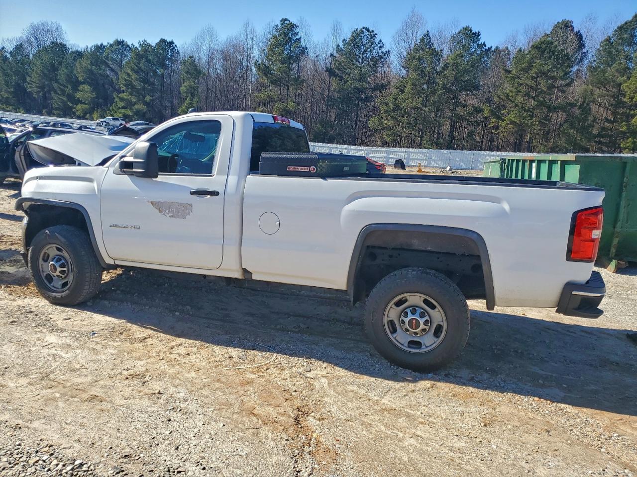 2017 GMC SIERRA C2500 HEAVY DUTY photo 2