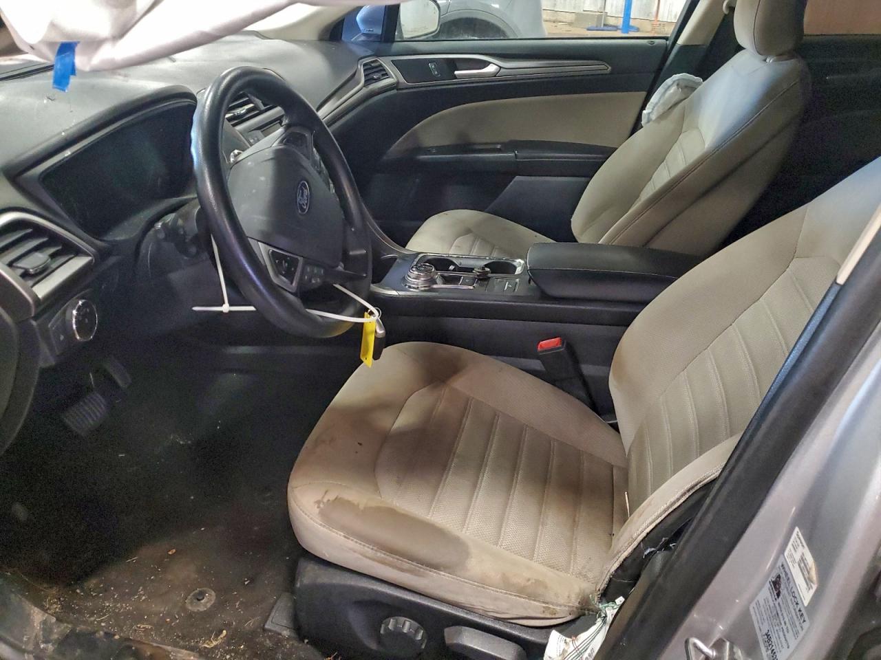 2019 FORD FUSION S photo 7