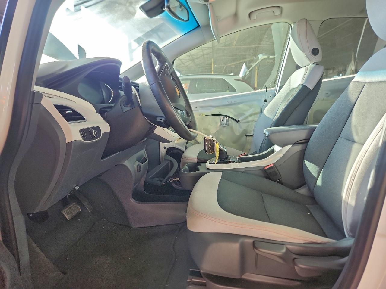 2017 CHEVROLET BOLT EV LT photo 19