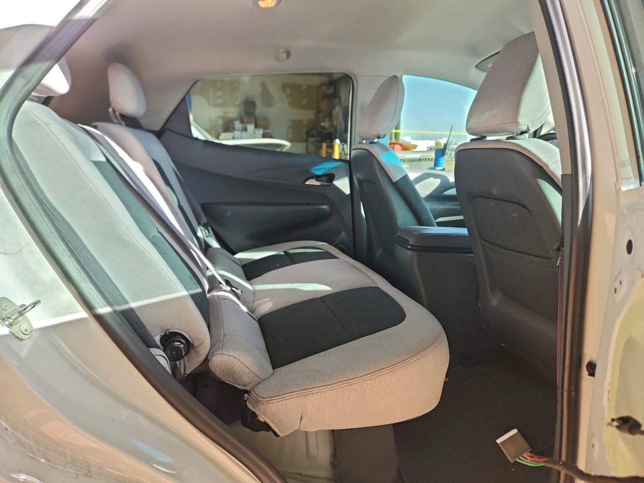 2017 CHEVROLET BOLT EV LT photo 28