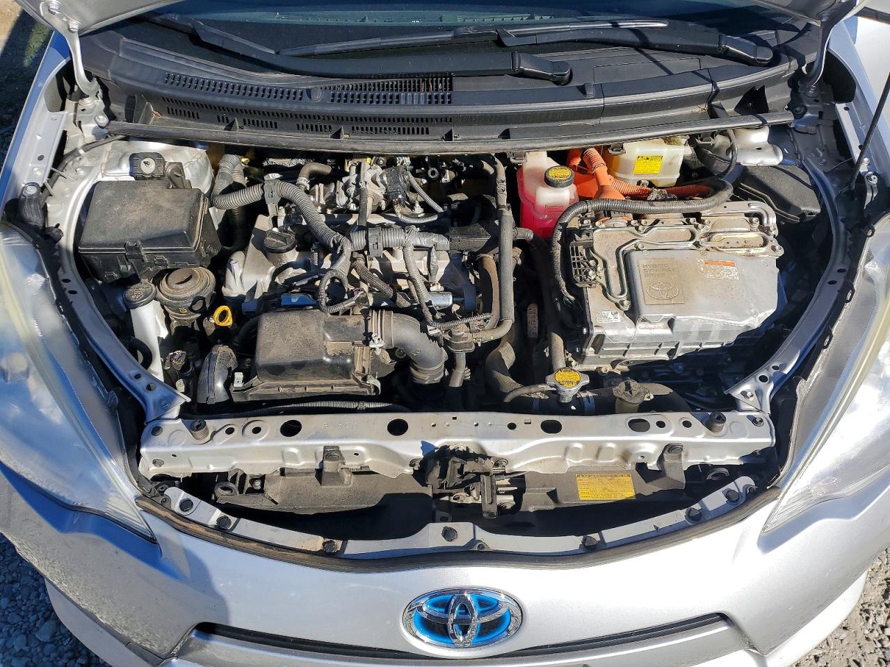2012 TOYOTA PRIUS C photo 21
