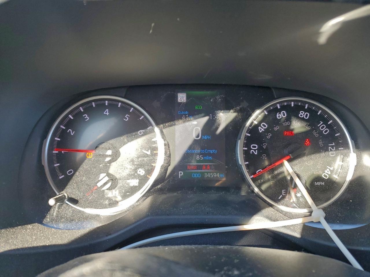 2022 TOYOTA RAV4 XLE photo 9