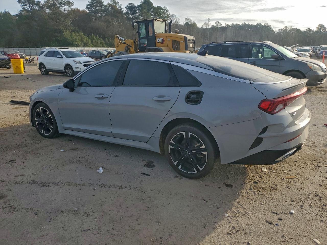 2023 KIA K5 GT LINE photo 3