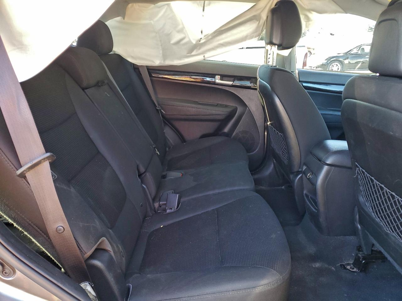 2015 KIA SORENTO LX photo 11