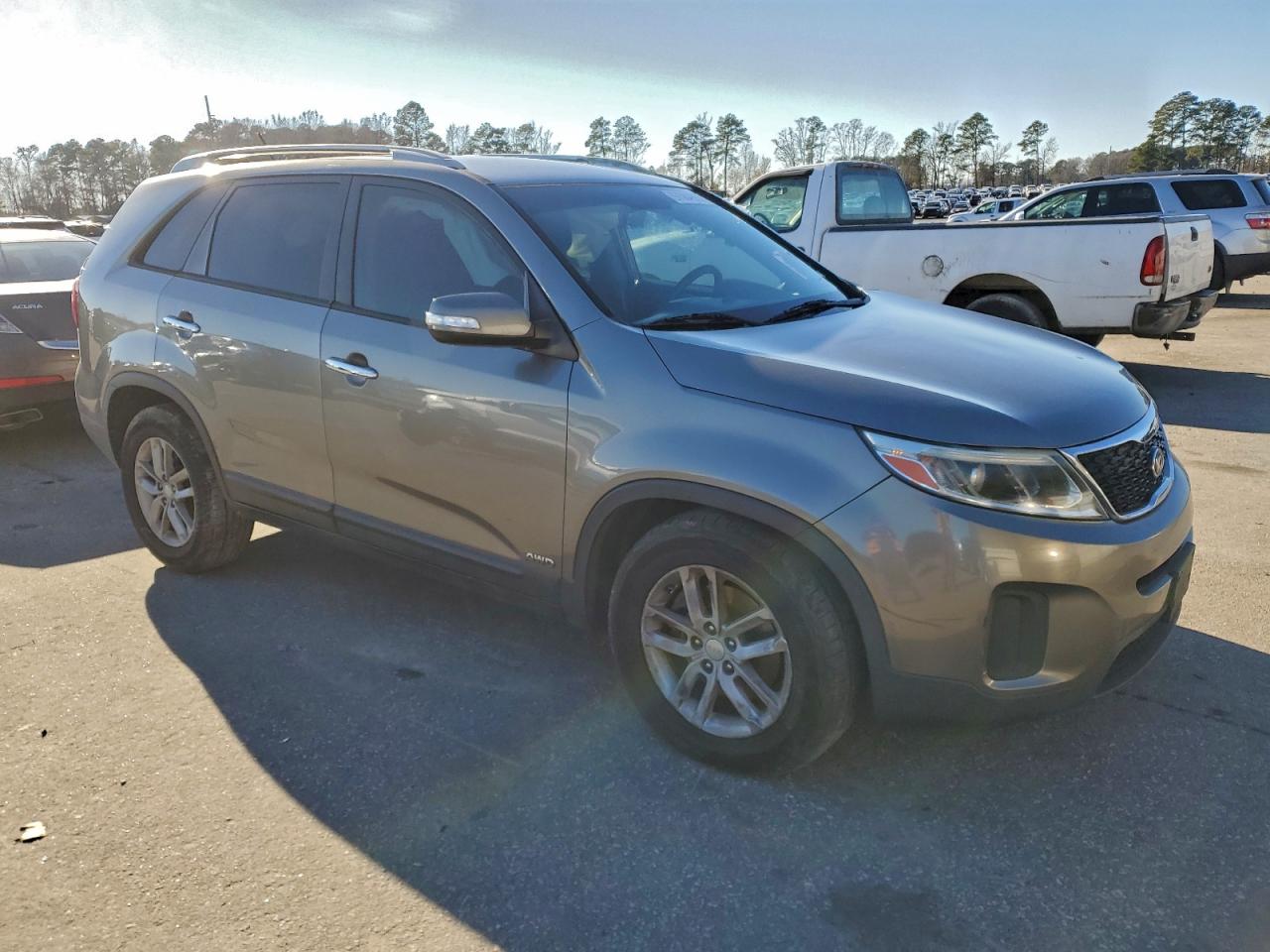 2015 KIA SORENTO LX photo 4