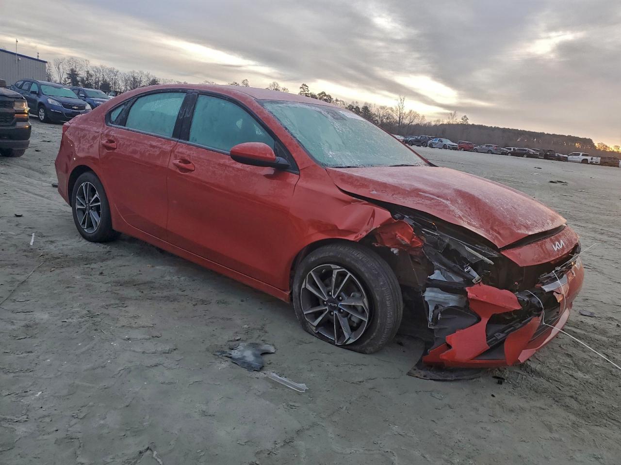 2023 KIA FORTE LX photo 7
