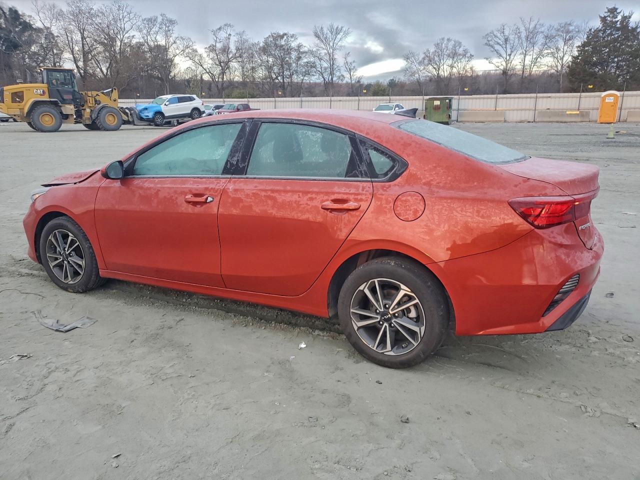 2023 KIA FORTE LX photo 3