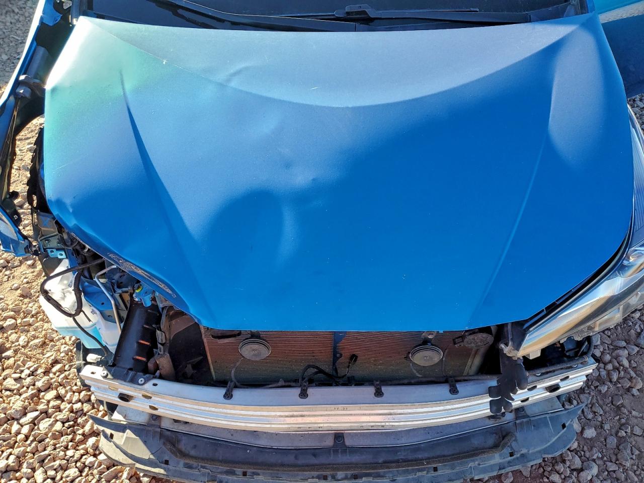 2019 TOYOTA PRIUS photo 31