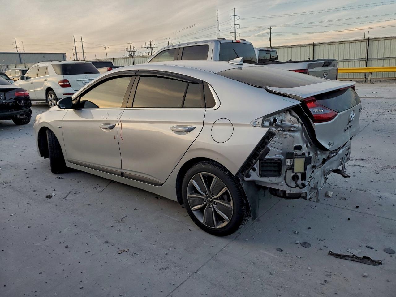 2018 HYUNDAI IONIQ LIMITED photo 2
