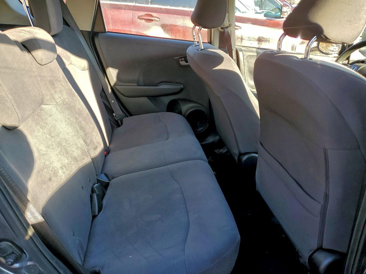 2013 HONDA FIT photo 28