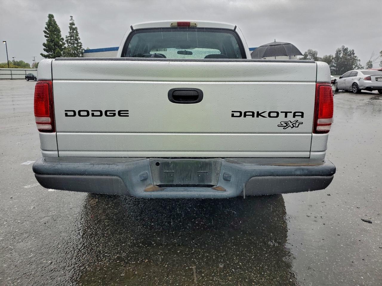 2003 DODGE DAKOTA QUAD SPORT photo 16