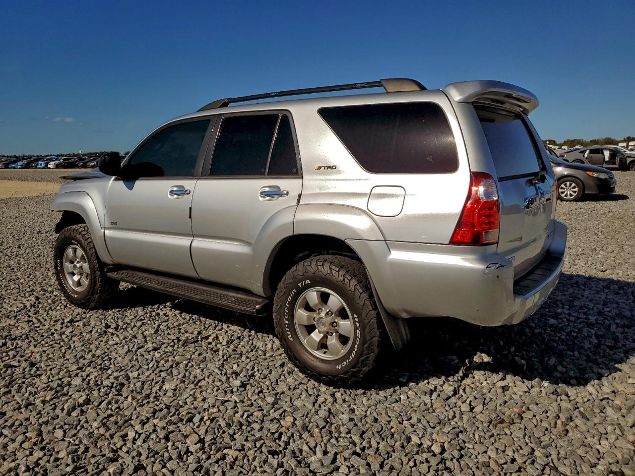 2007 TOYOTA 4RUNNER SR5 photo 2