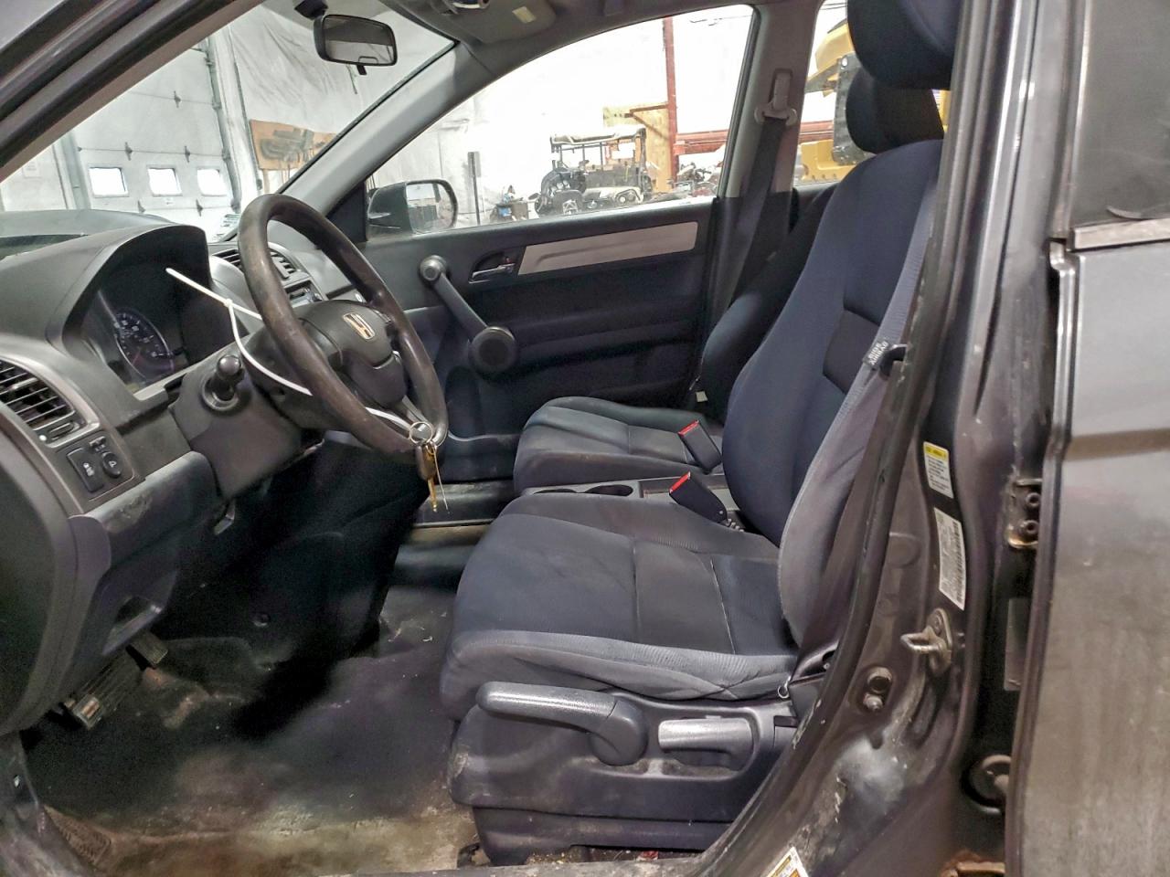 2010 HONDA CR-V LX photo 19