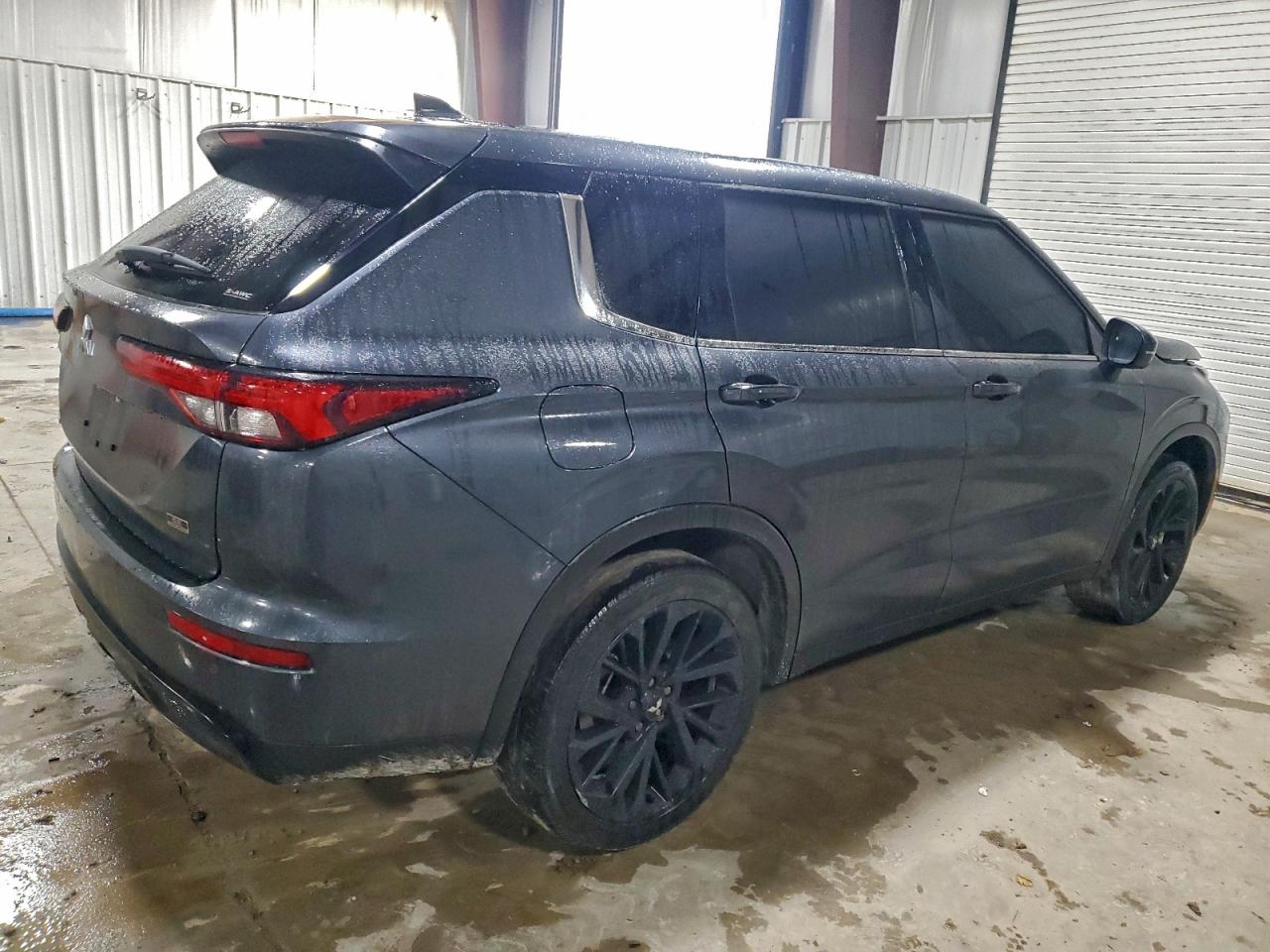 2024 MITSUBISHI OUTLANDER SE photo 5