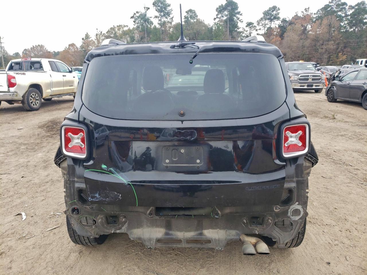 2015 JEEP RENEGADE LIMITED photo 6