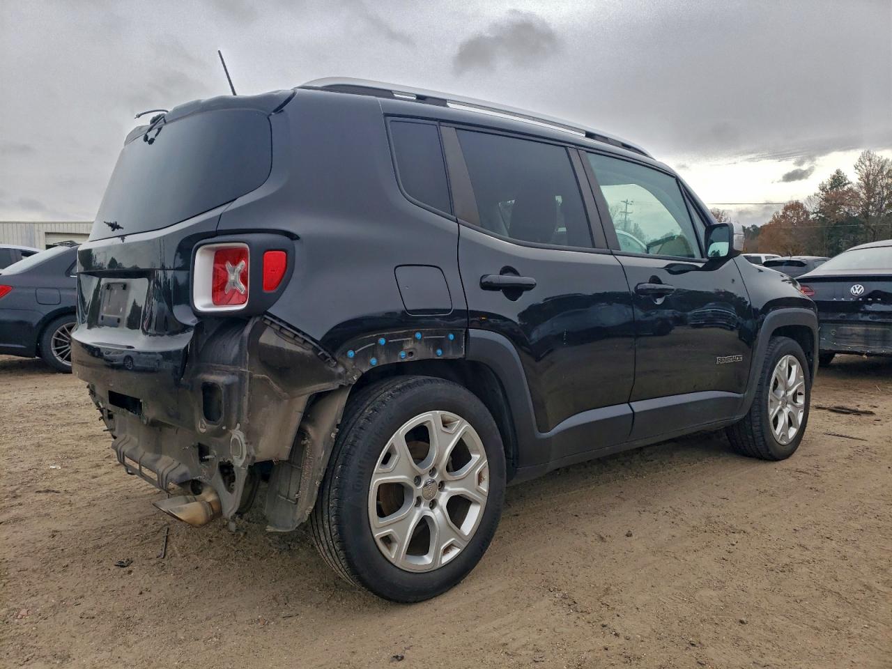 2015 JEEP RENEGADE LIMITED photo 3