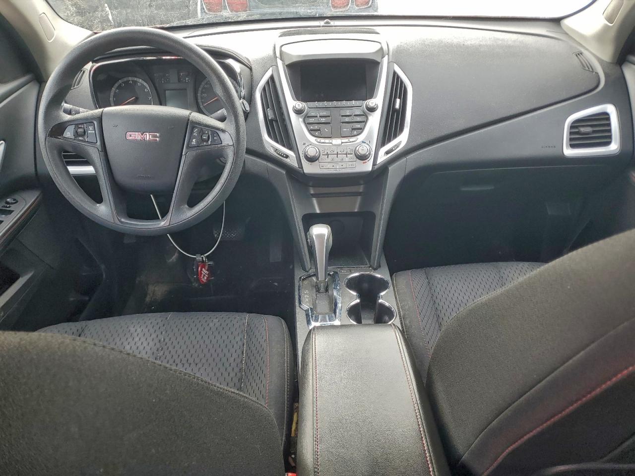 2013 GMC TERRAIN SLE photo 8