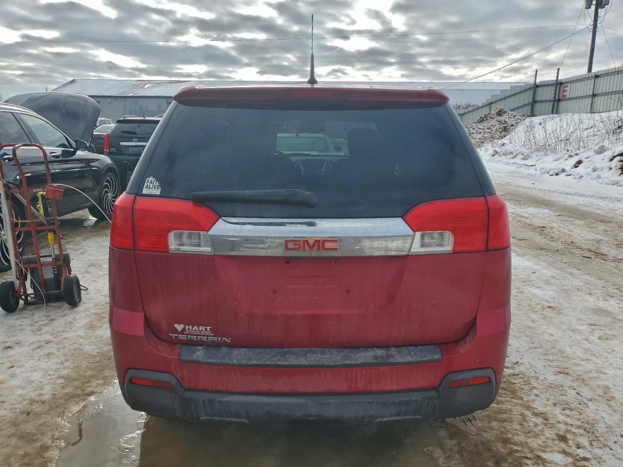 2013 GMC TERRAIN SLE photo 6