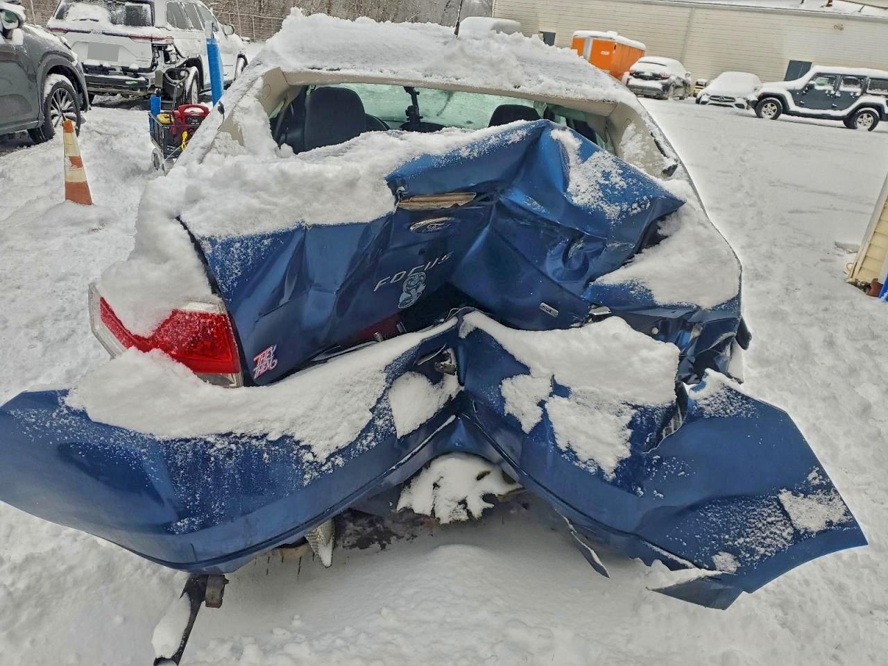2008 FORD FOCUS SE photo 6