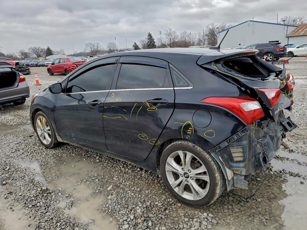 2016 HYUNDAI ELANTRA GT photo 2