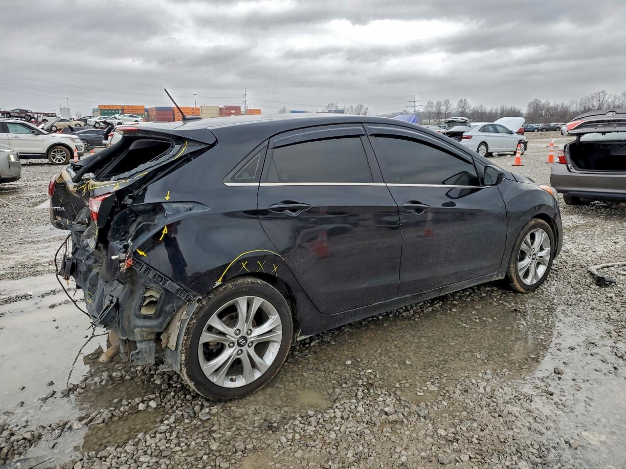 2016 HYUNDAI ELANTRA GT photo 3