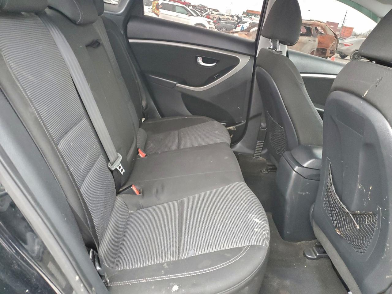 2016 HYUNDAI ELANTRA GT photo 10