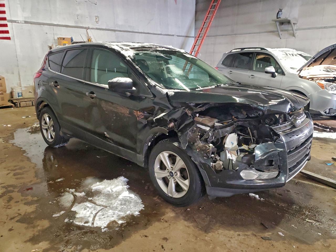 2015 FORD ESCAPE SE photo 4
