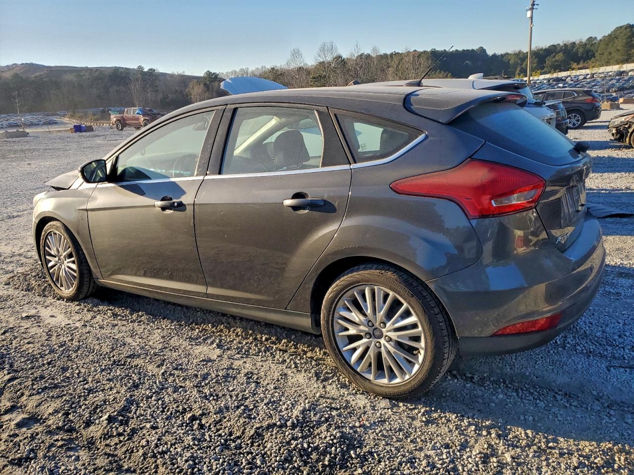 2017 FORD FOCUS TITANIUM photo 3