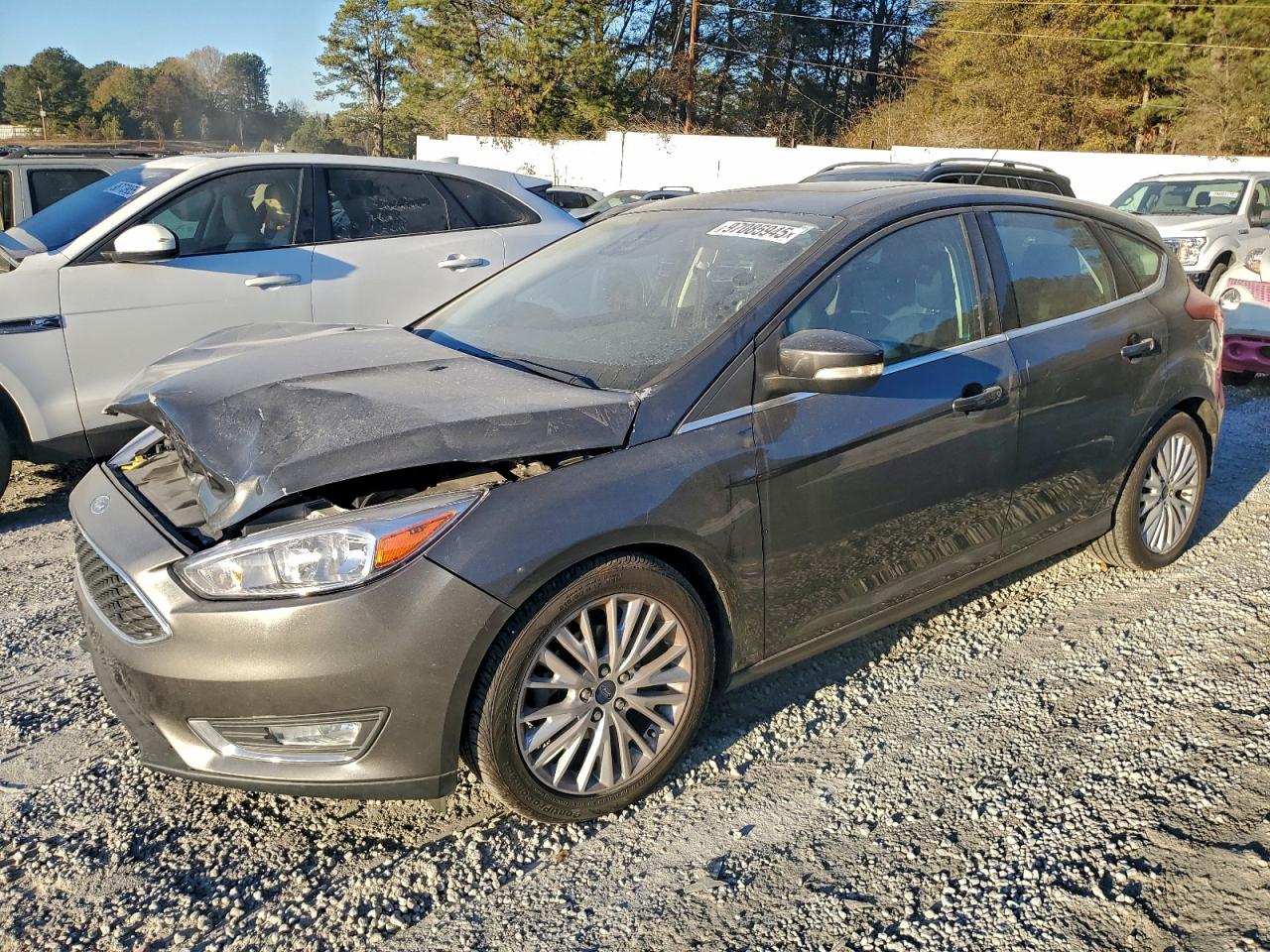 2017 FORD FOCUS