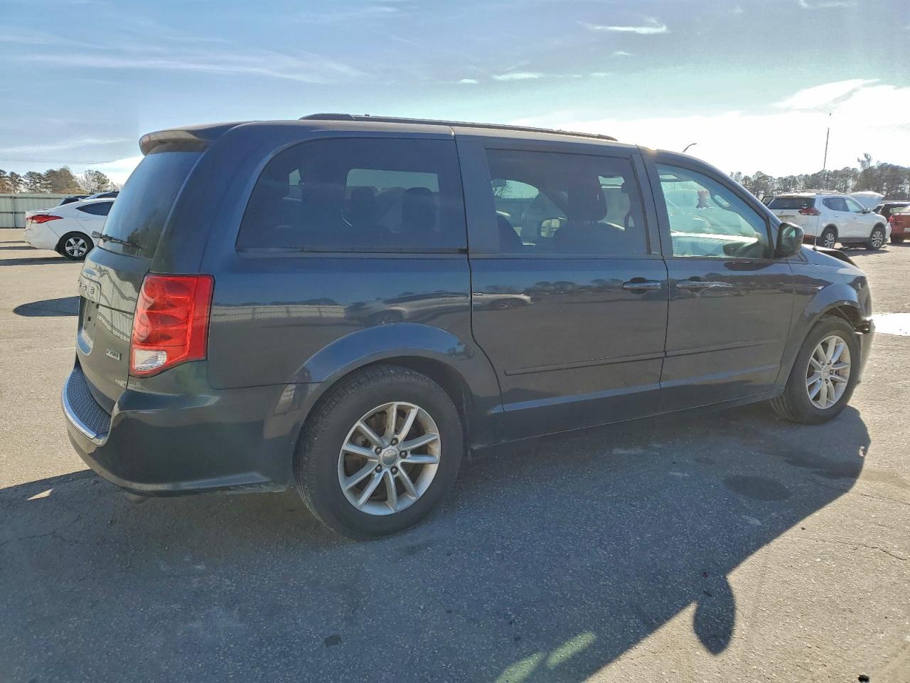 2013 DODGE GRAND CARAVAN SXT photo 3