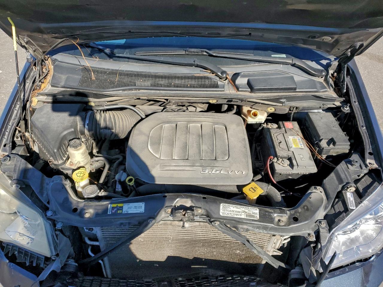 2013 DODGE GRAND CARAVAN SXT photo 12