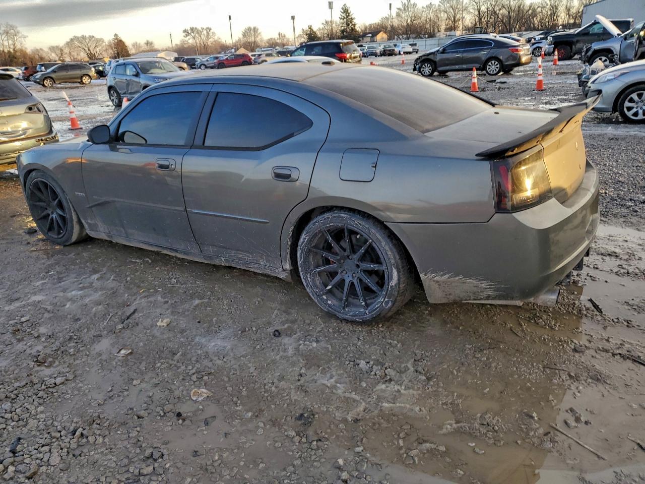 2009 DODGE CHARGER R/T photo 2