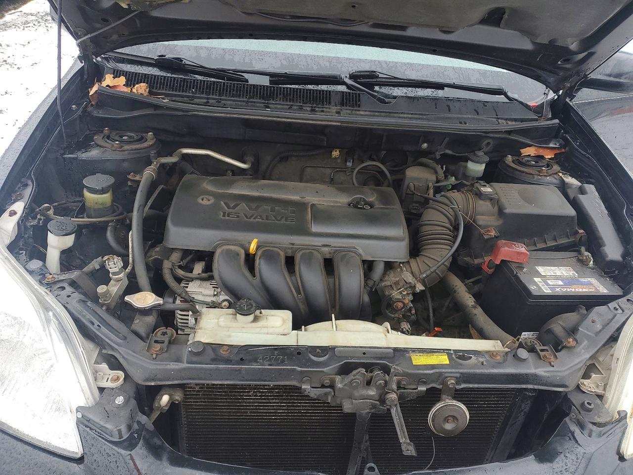 2003 TOYOTA COROLLA MATRIX XR photo 11