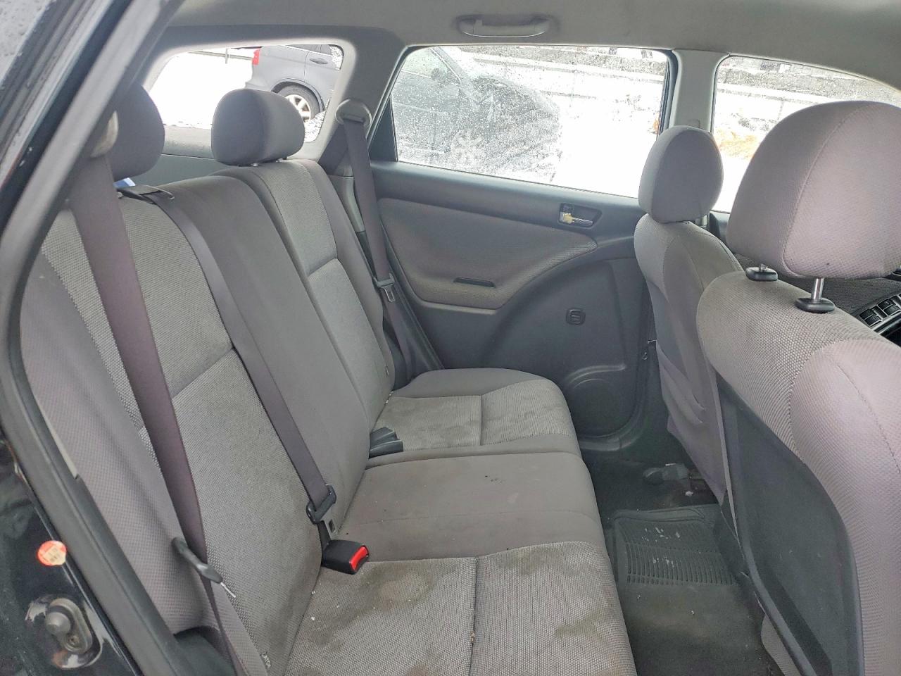 2003 TOYOTA COROLLA MATRIX XR photo 10